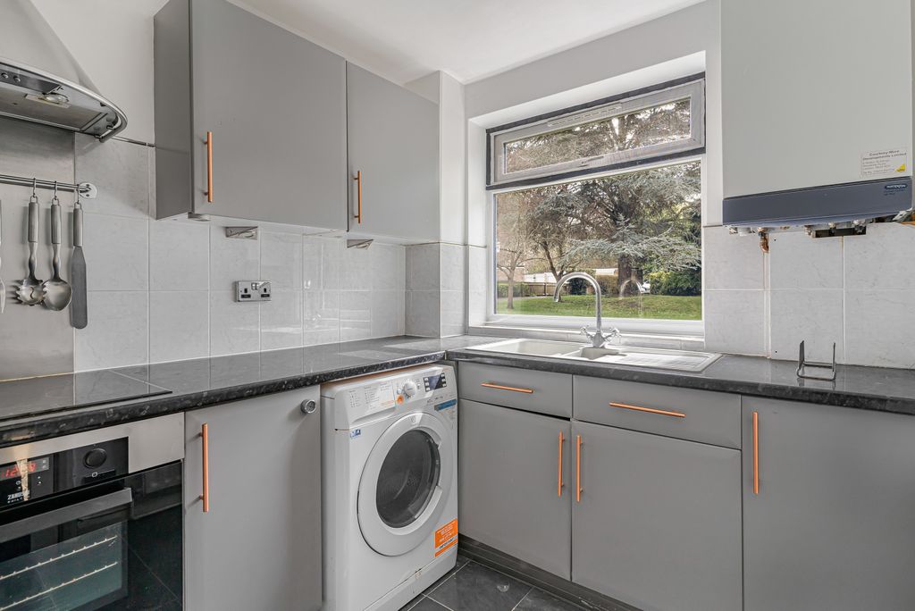 Property photo 2 of 18 16_78092