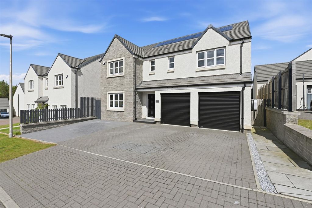 Additional image 39 of 5 bed detached house for saleHedgehog Walk, Edinburgh EH17