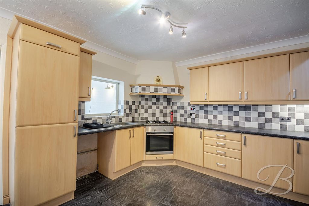 Property photo 2 of 28 Ccltd-17.Jpg