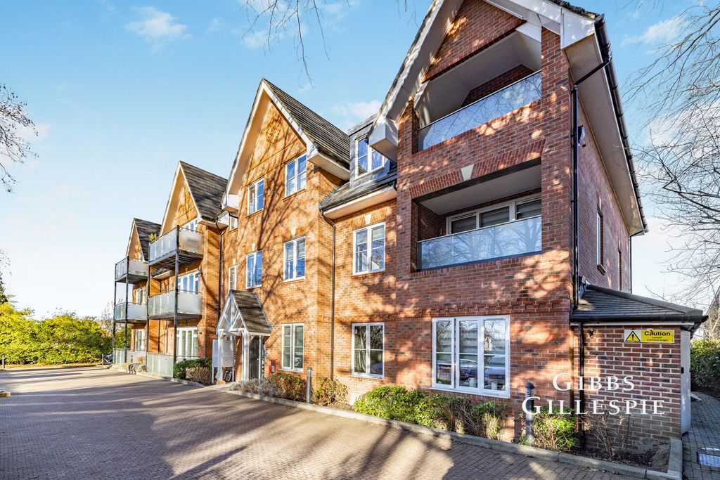 Property photo 1 of 14 Pbox-Img.Jpg