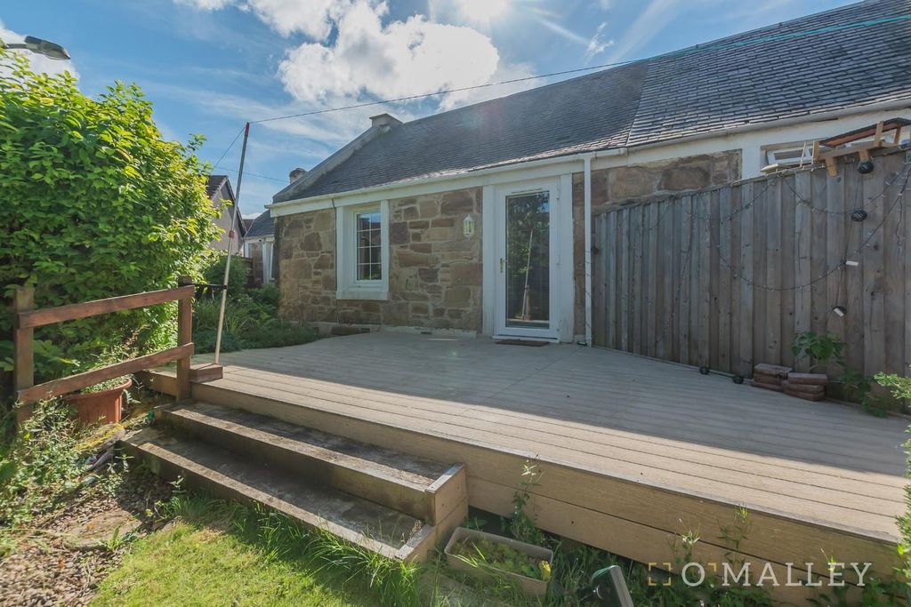 Property photo 1 of 15 External