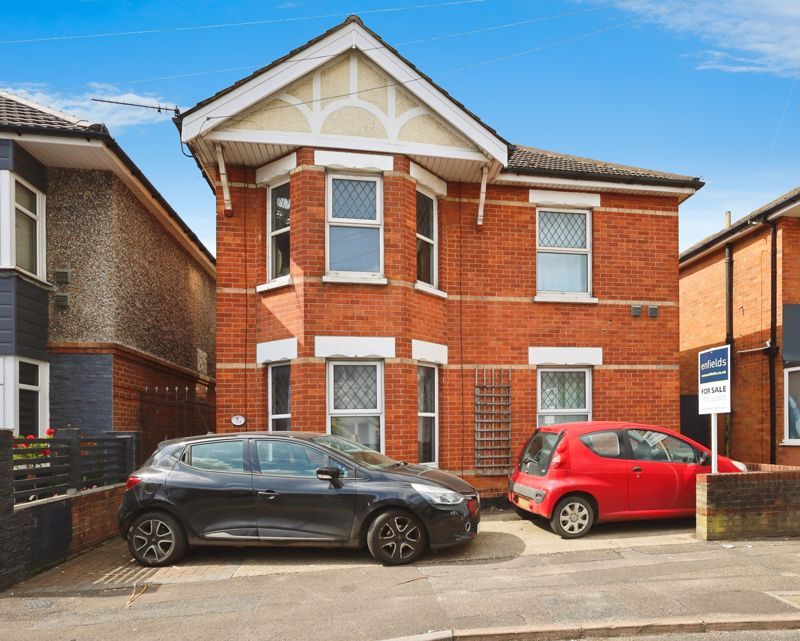 Property photo 1 of 10 Photo 11