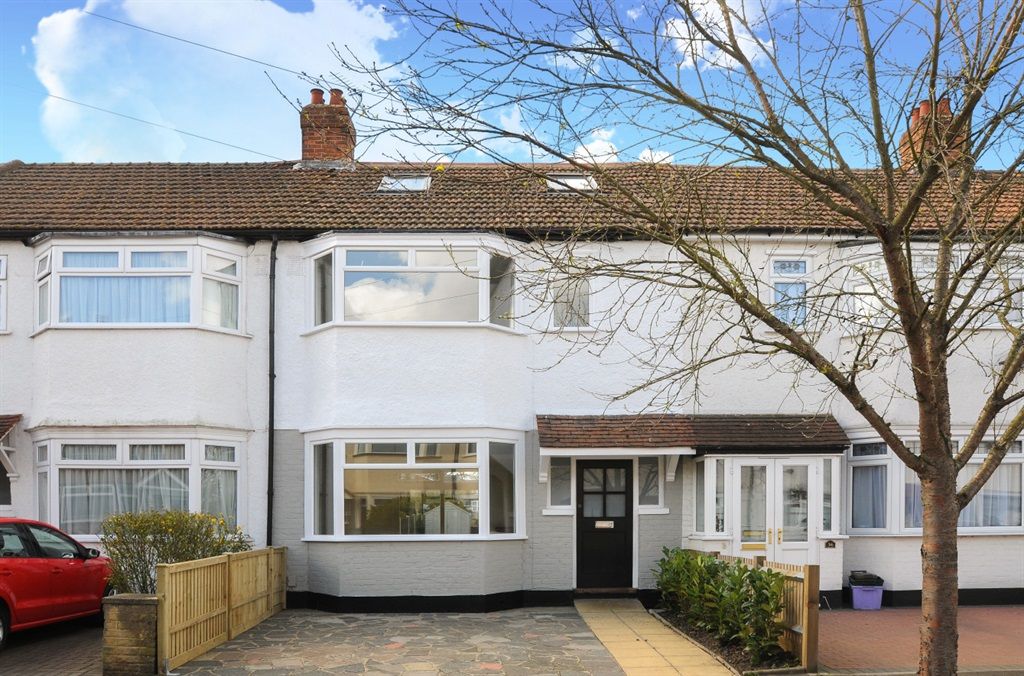 Property photo 1 of 8