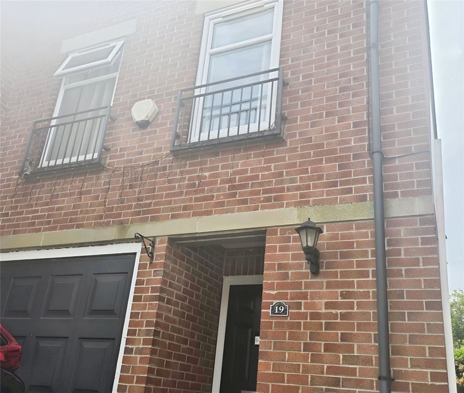 Property photo 2 of 4 Picture No. 04