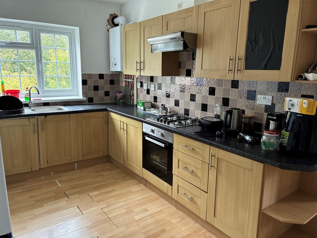 Property photo 2 of 6 2.Jpg