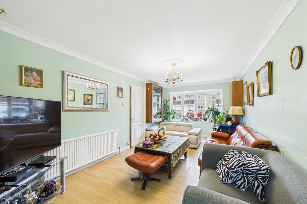 Property photo 2 of 12 Picture No. 09