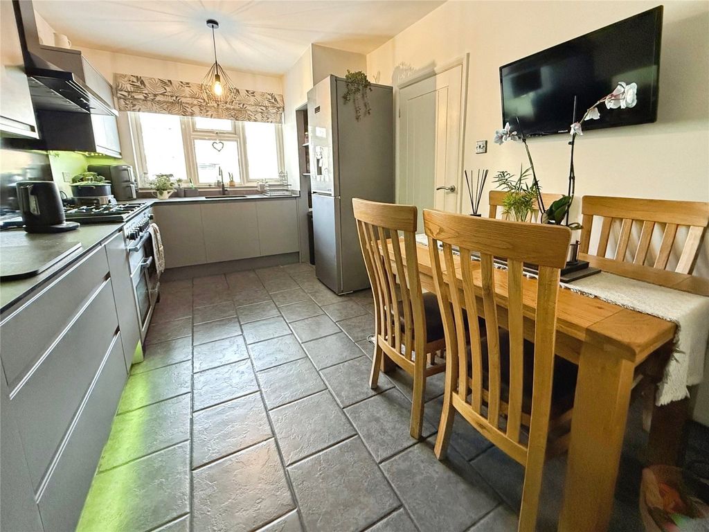 Property photo 3 of 16 Kitchen-Diner