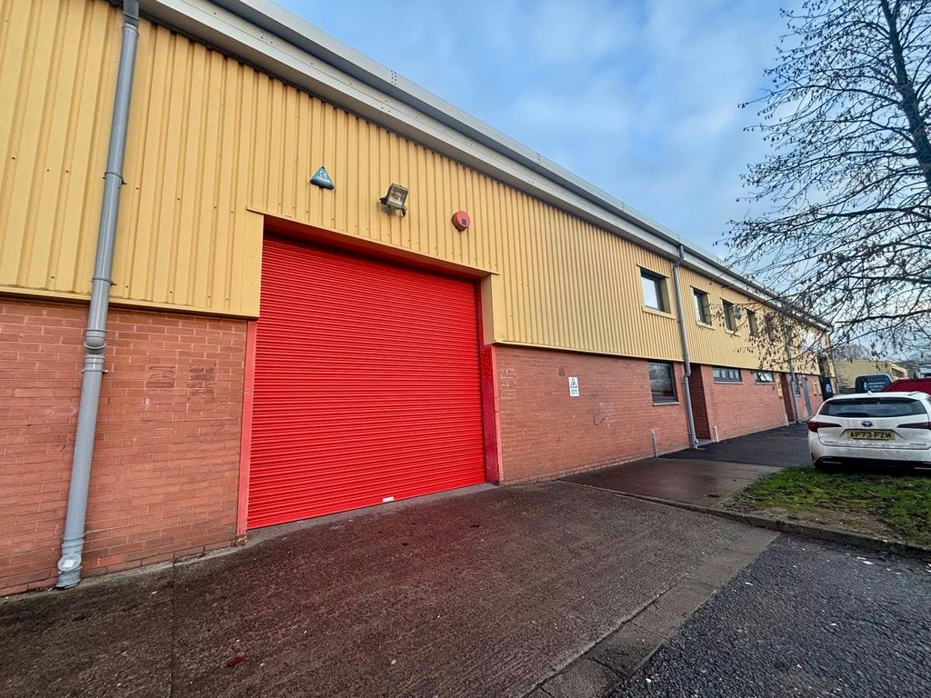 Property photo 1 of 11 6 Maesglas 10.Jpg