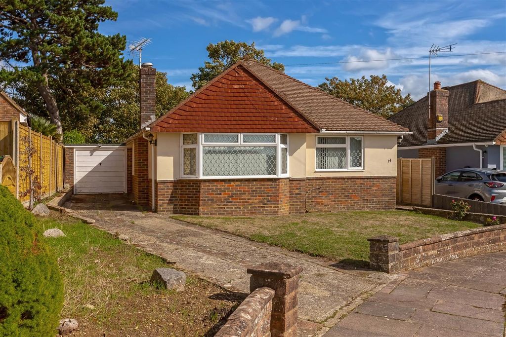 Property photo 1 of 12 Cleveland Close_13.Jpg