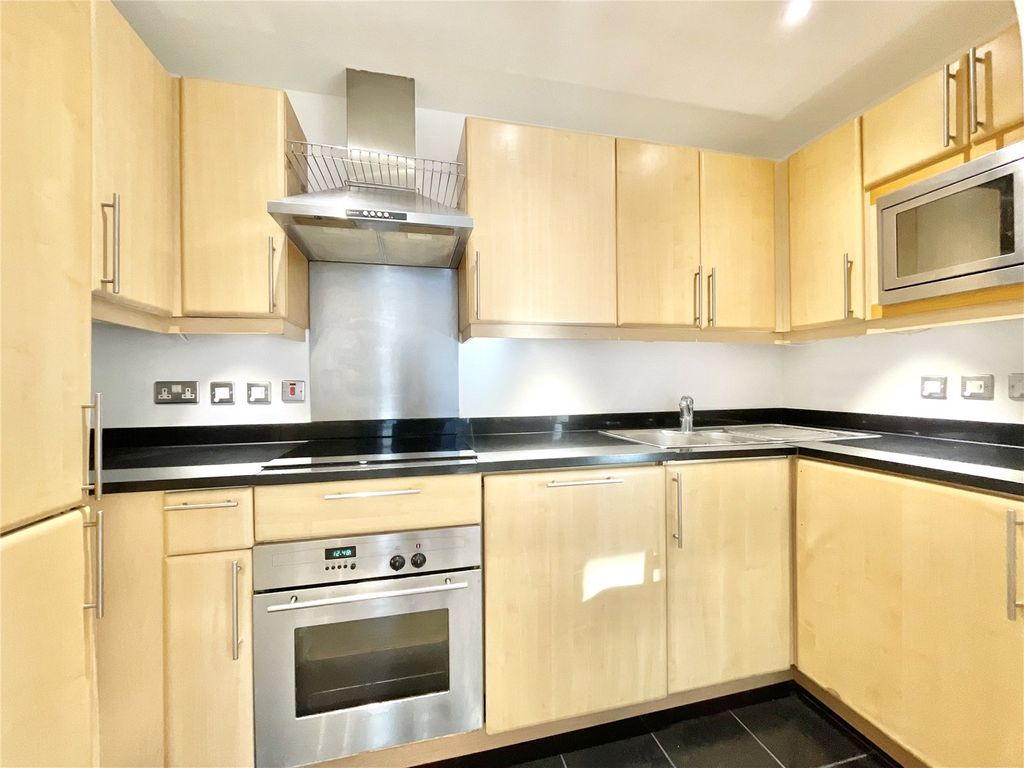 Property photo 3 of 10 Picture No. 08