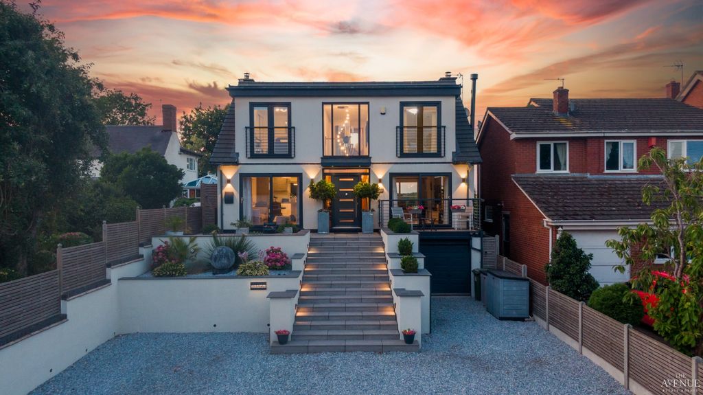 Property photo 1 of 36 3977461