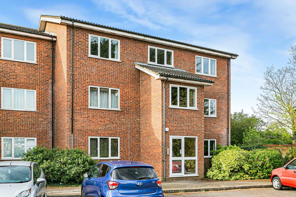 Property photo 1 of 15 Exterior