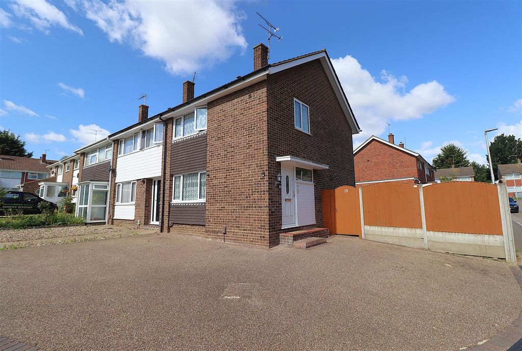 Property photo 1 of 21 Frontage.Jpg