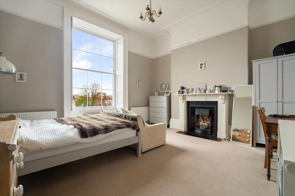 Additional image 10 of 3 bed maisonette for saleOakfield Road, Clifton, Bristol BS8