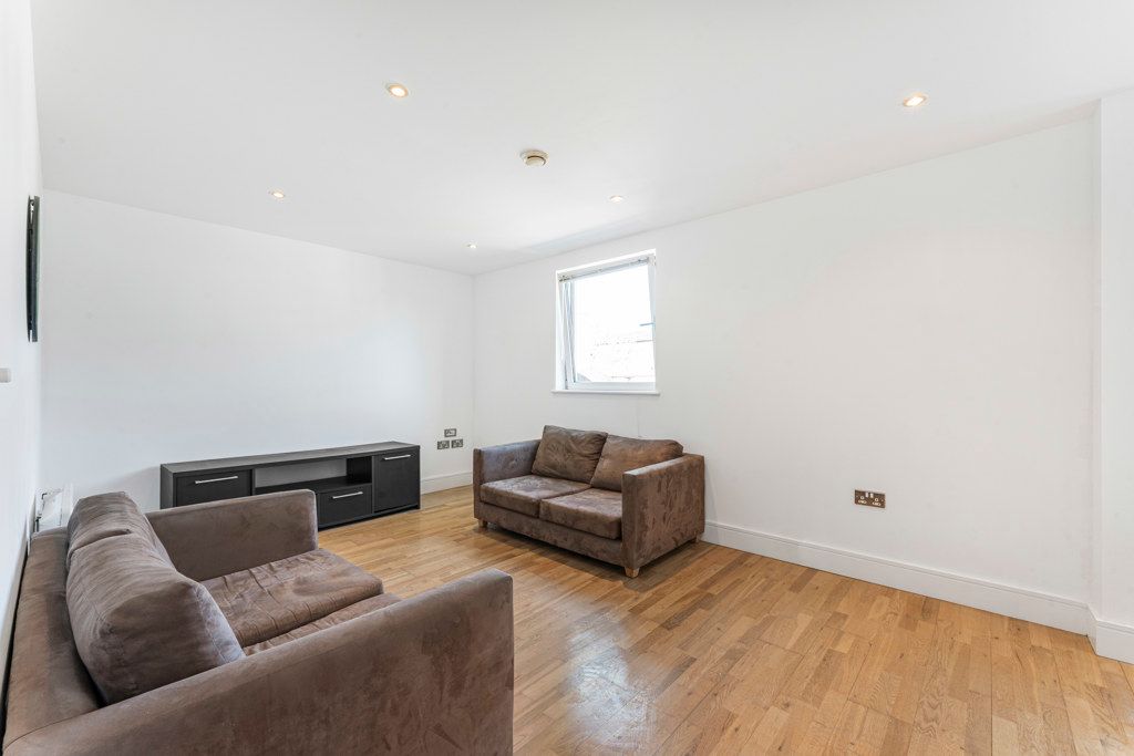 Property photo 3 of 24 14_57082