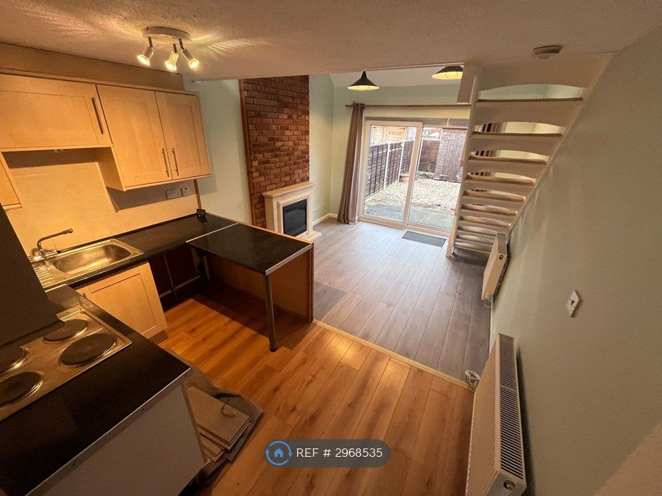 Property photo 3 of 10