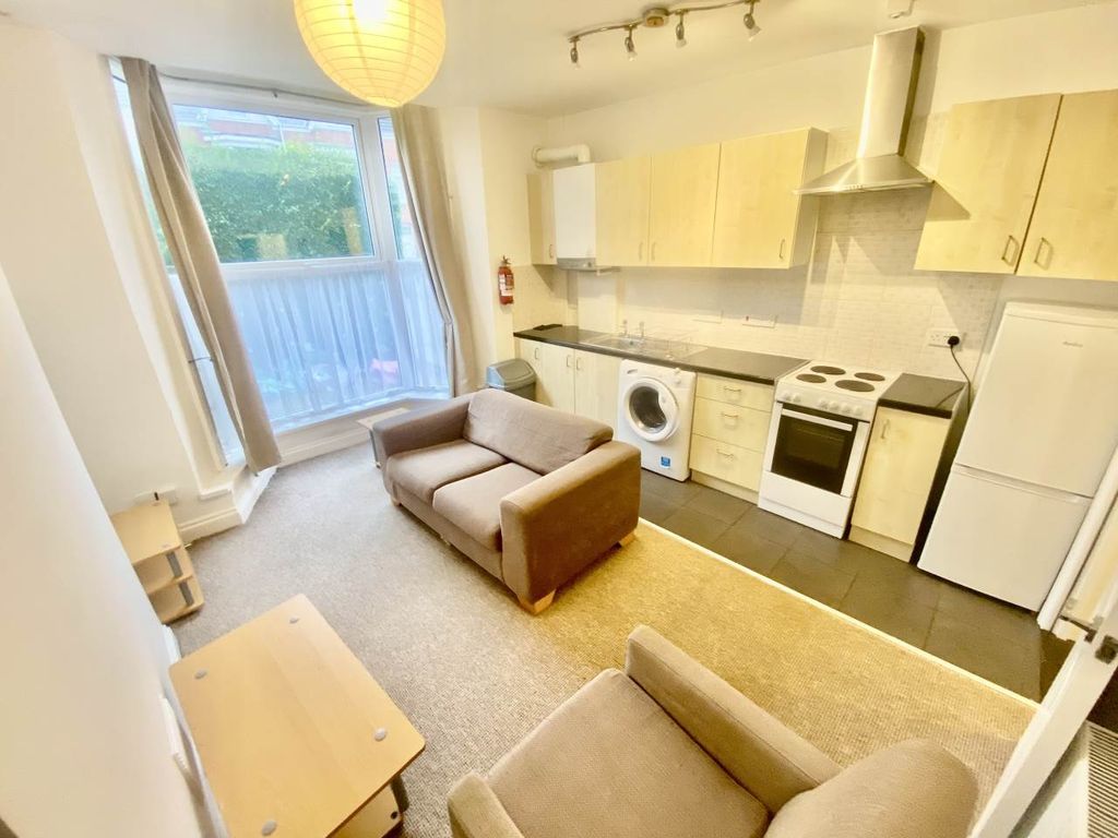 Property photo 1 of 9 Img_5996