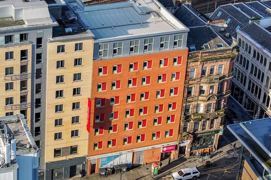 Property photo 1 of 9