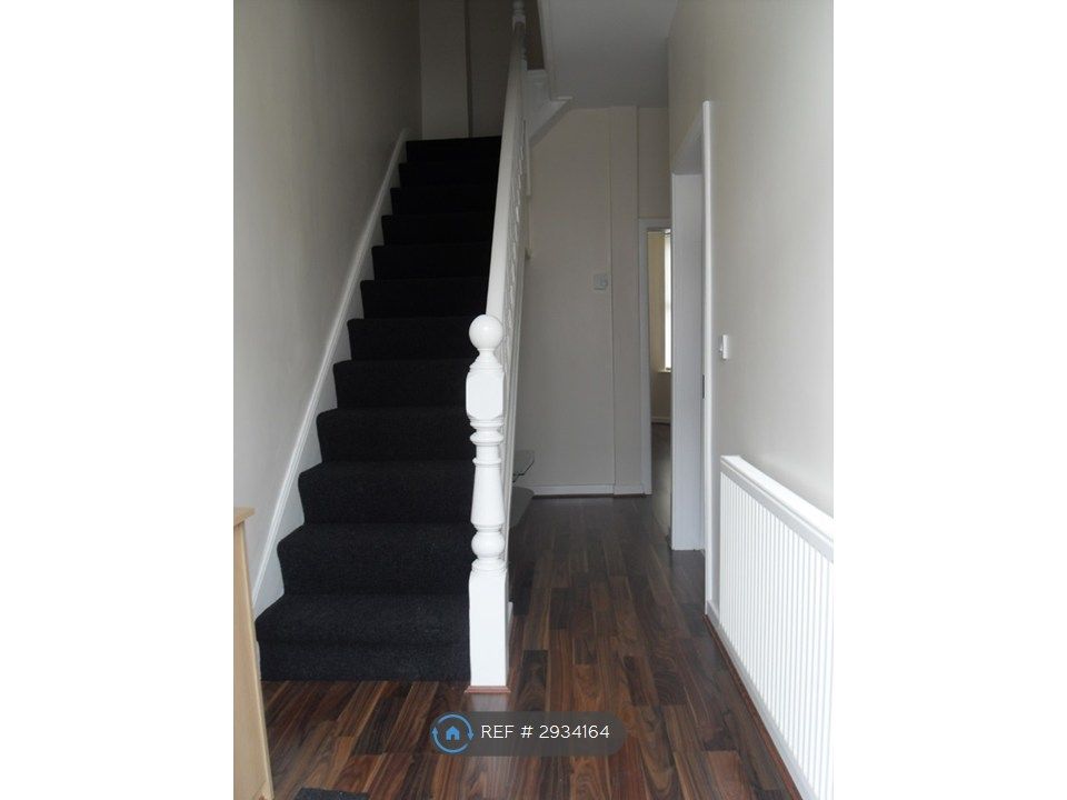 Property photo 3 of 23