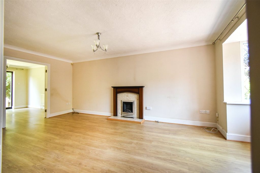 Property photo 2 of 15 Picture No. 02