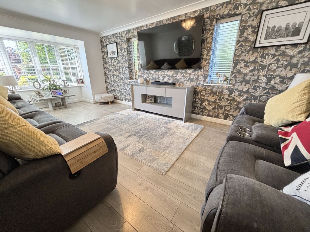Property photo 2 of 44
