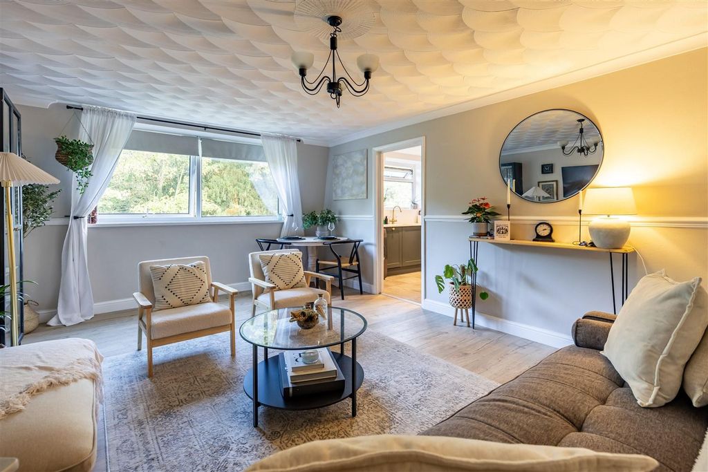 Property photo 3 of 15 7 The Plain (2).Jpg