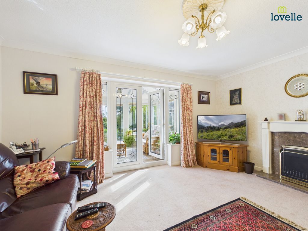 Property photo 3 of 32