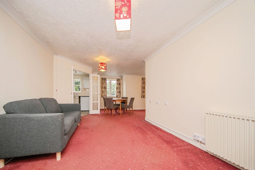 Property photo 2 of 15