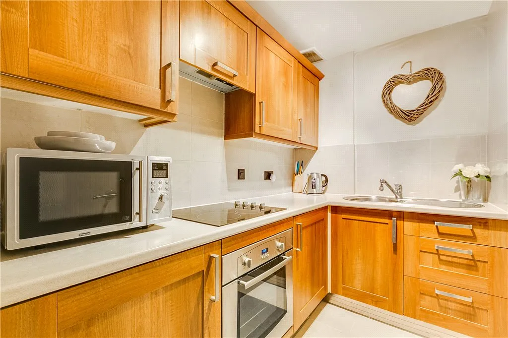 Property photo 2 of 9