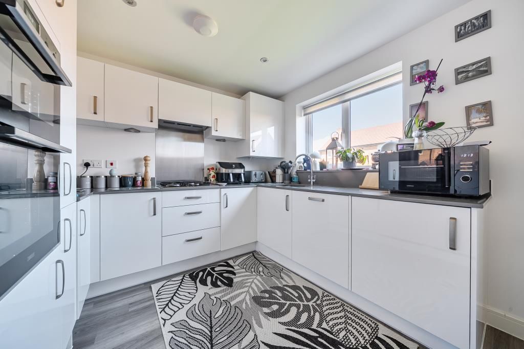 Property photo 2 of 23 Kitchen