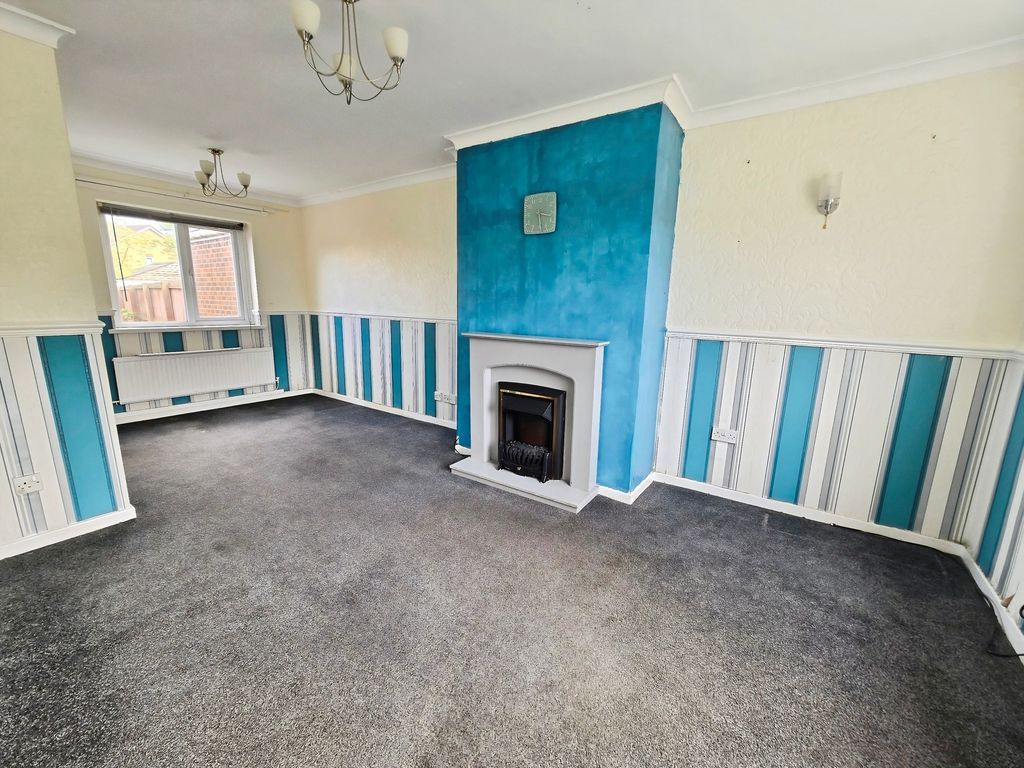 Property photo 3 of 11 Photo 11