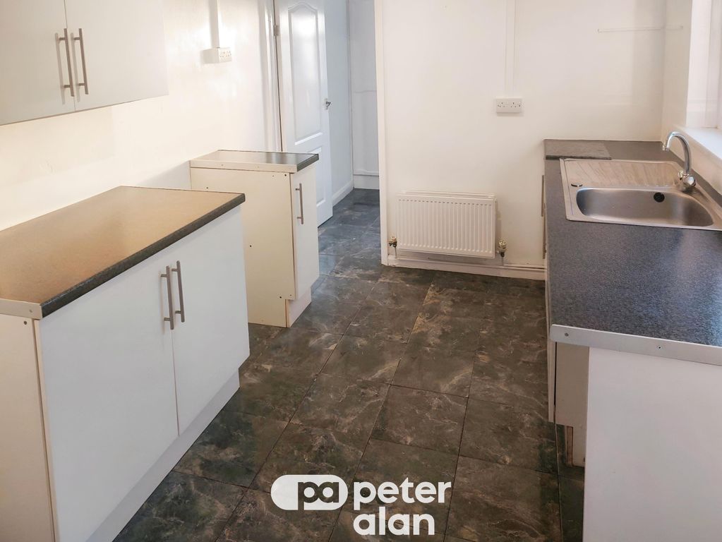 Property photo 3 of 10 Image