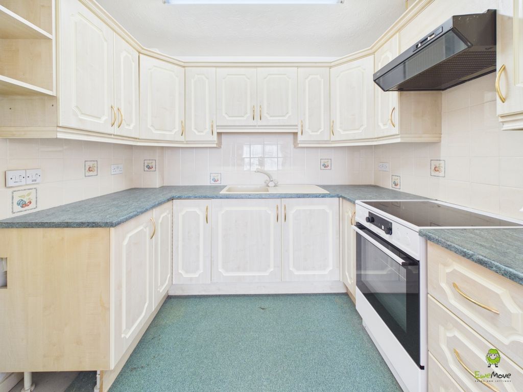 Property photo 3 of 16 Presented By Clinton At Ewemove Bexleyheath And Da