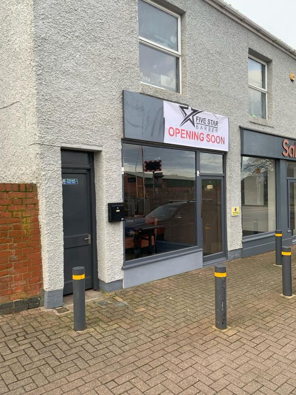 Property photo 1 of 6 Shop Front