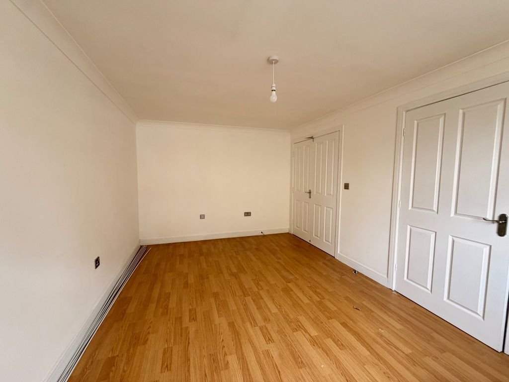 Property photo 3 of 13 Picture No. 05