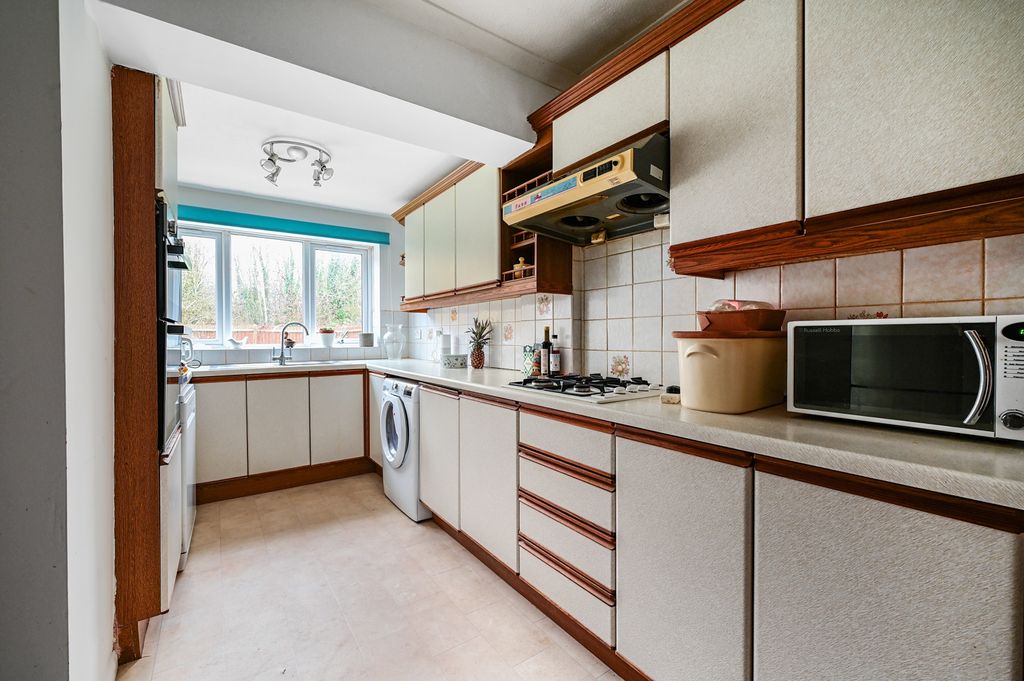 Property photo 3 of 6 139 Cheyne Way (4) - Copy