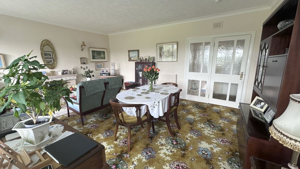 Property photo 3 of 21