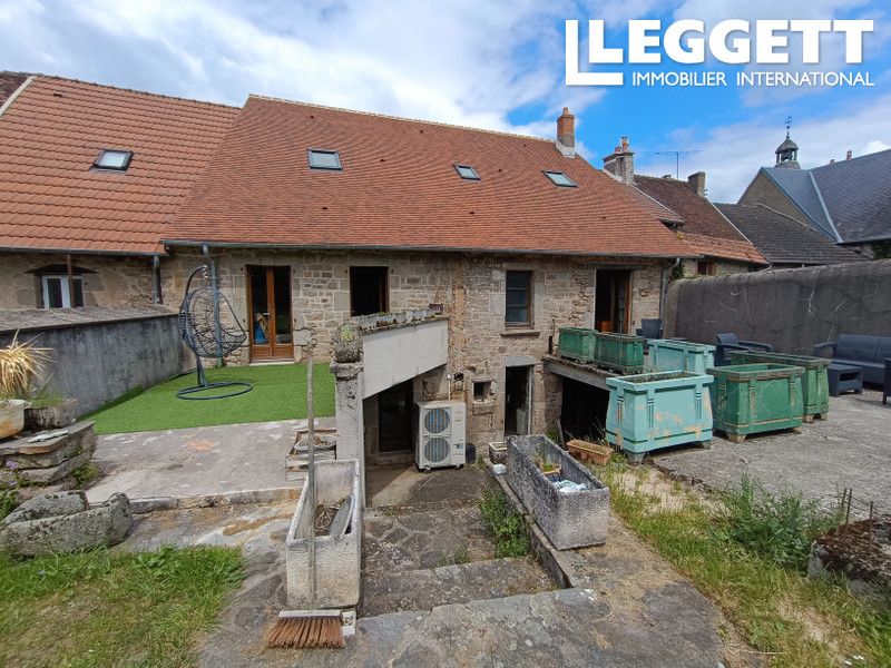 Property photo 2 of 10
