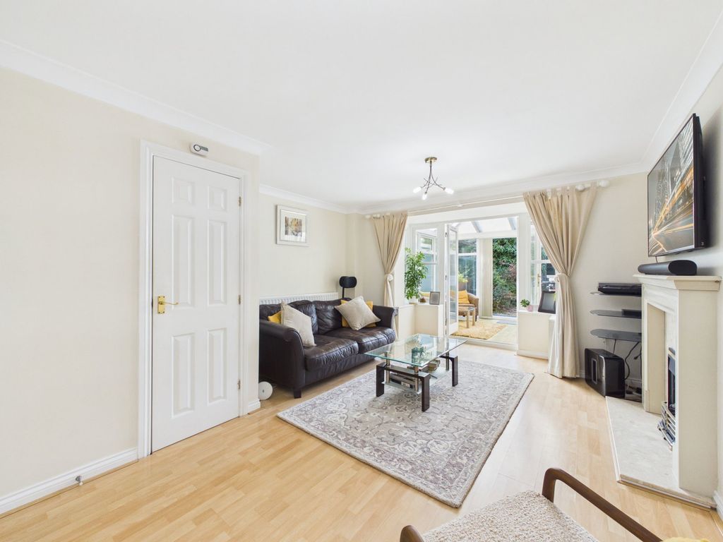 Property photo 2 of 23