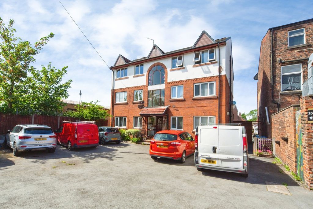 Property photo 2 of 17 Pbox-Img.Jpg
