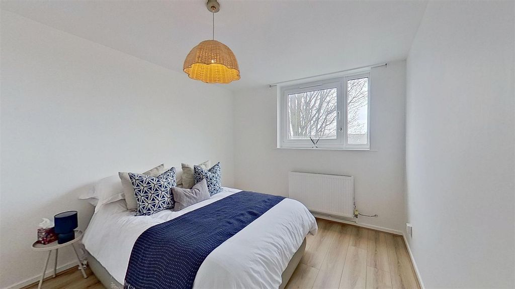 Property photo 3 of 16 4-Kinsdown-Court-Bolingbroke-Grove-03252026_084802