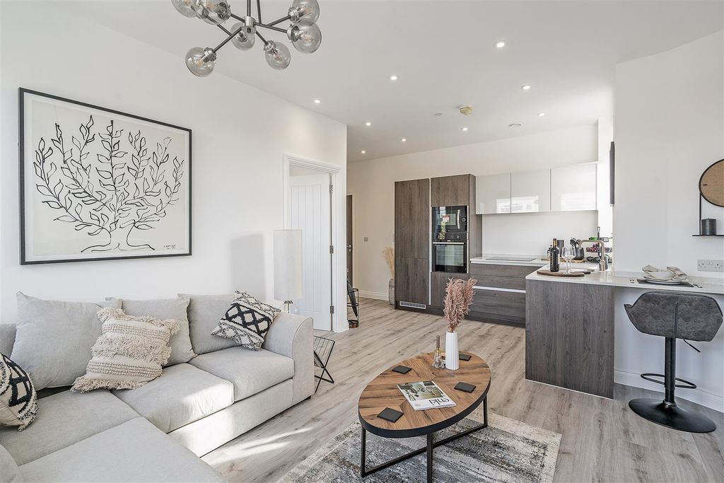 Property photo 1 of 16 70099C59-D3C2-4B3B-978D-B62F72C0B26A.Jpeg
