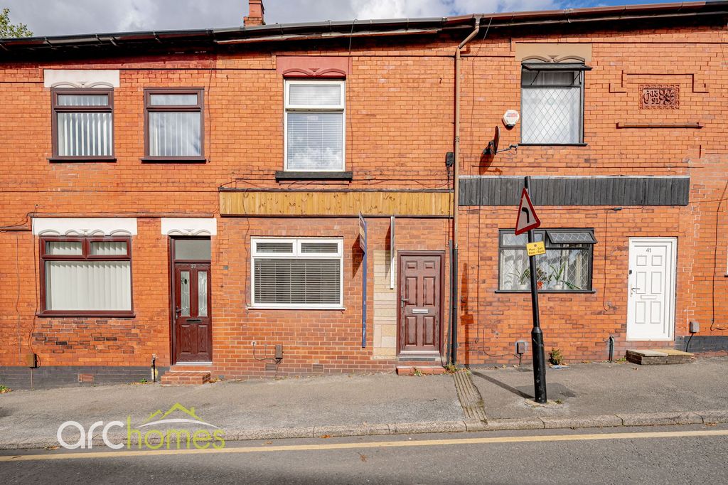 Property photo 1 of 14