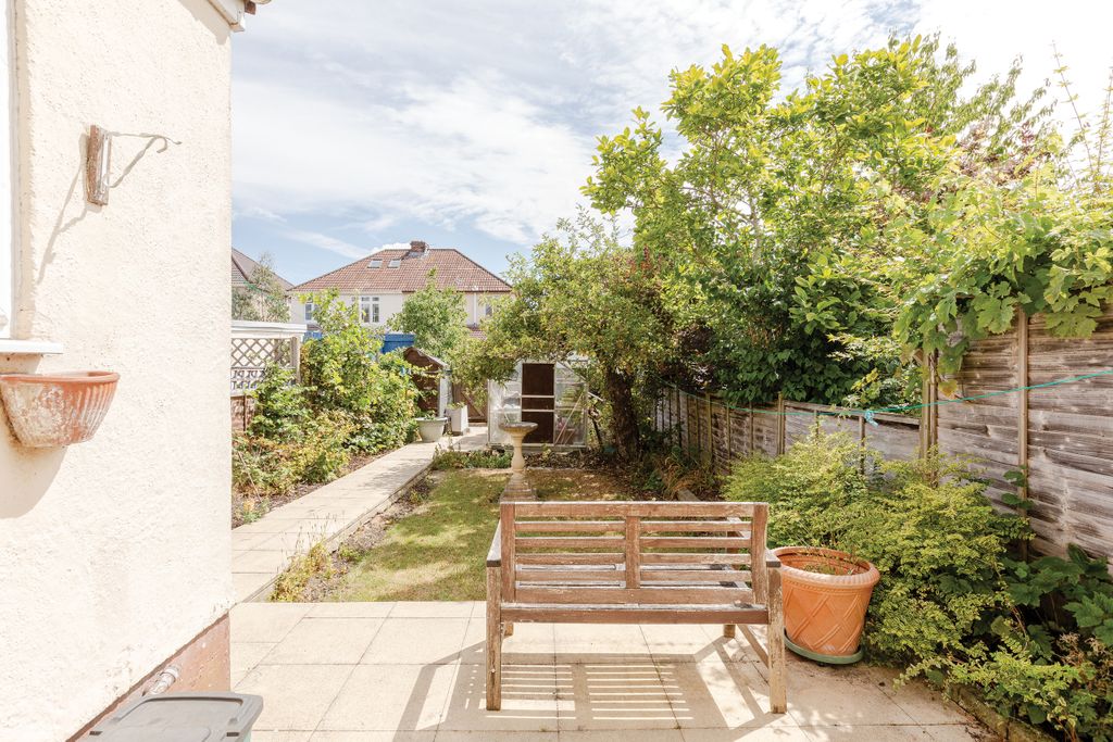 Property photo 2 of 18 Photo 20
