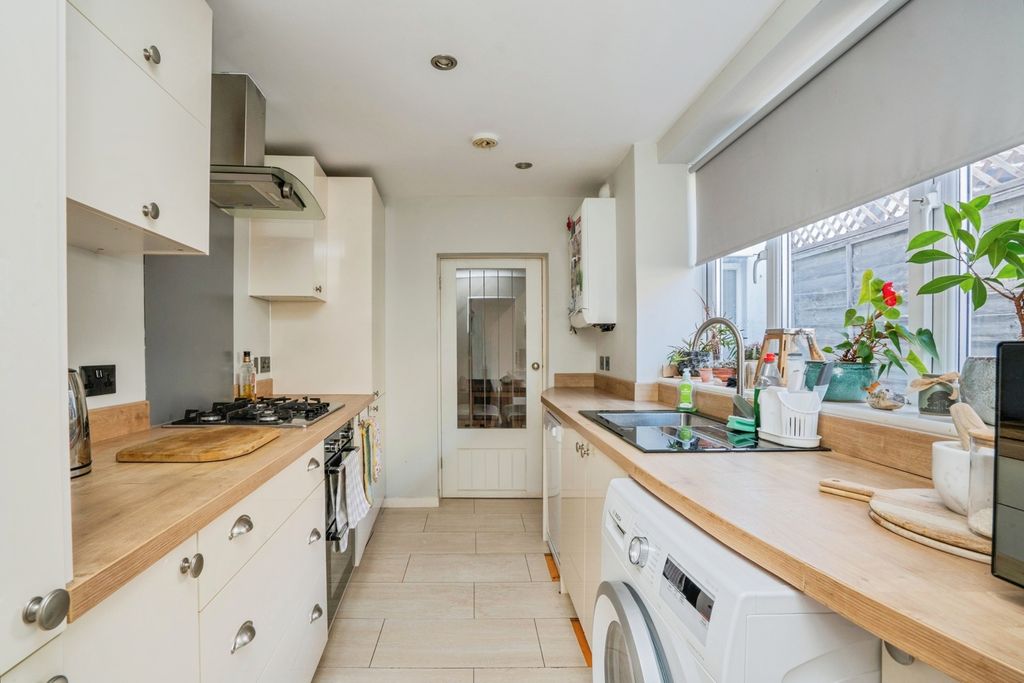 Property photo 2 of 19 Pbox-Img.Jpg