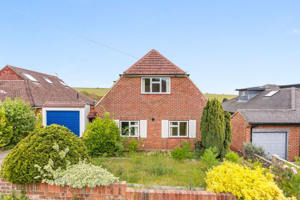 Property photo 1 of 22