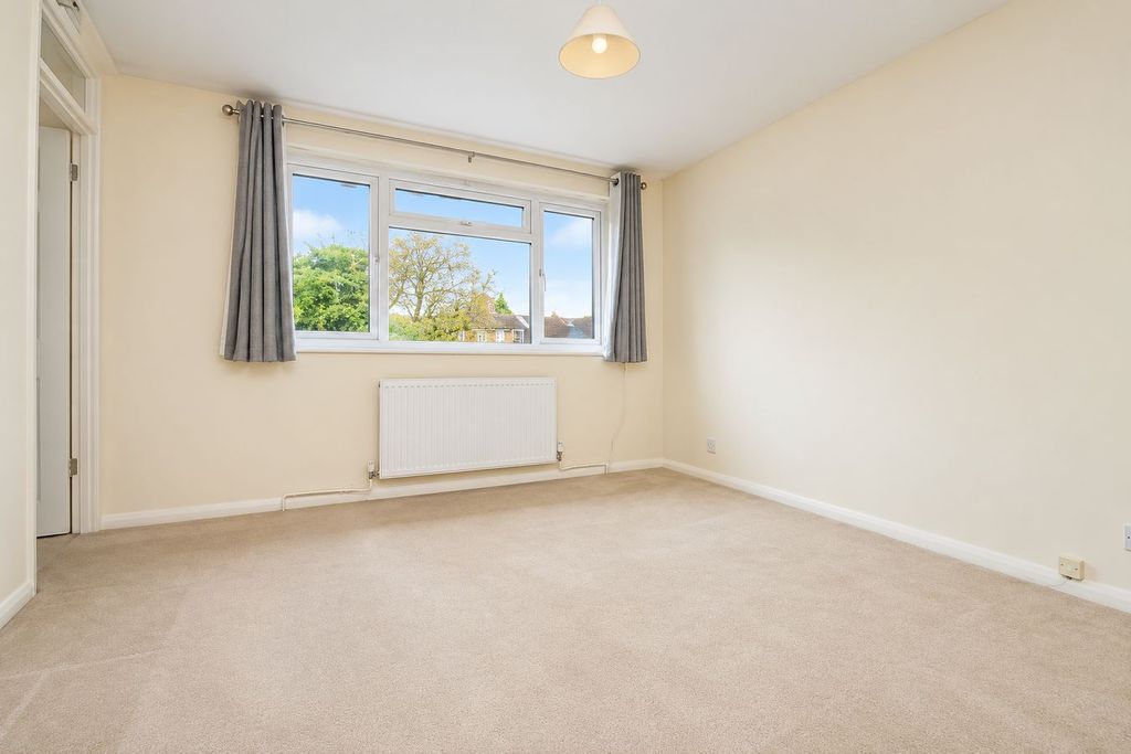 Property photo 3 of 7