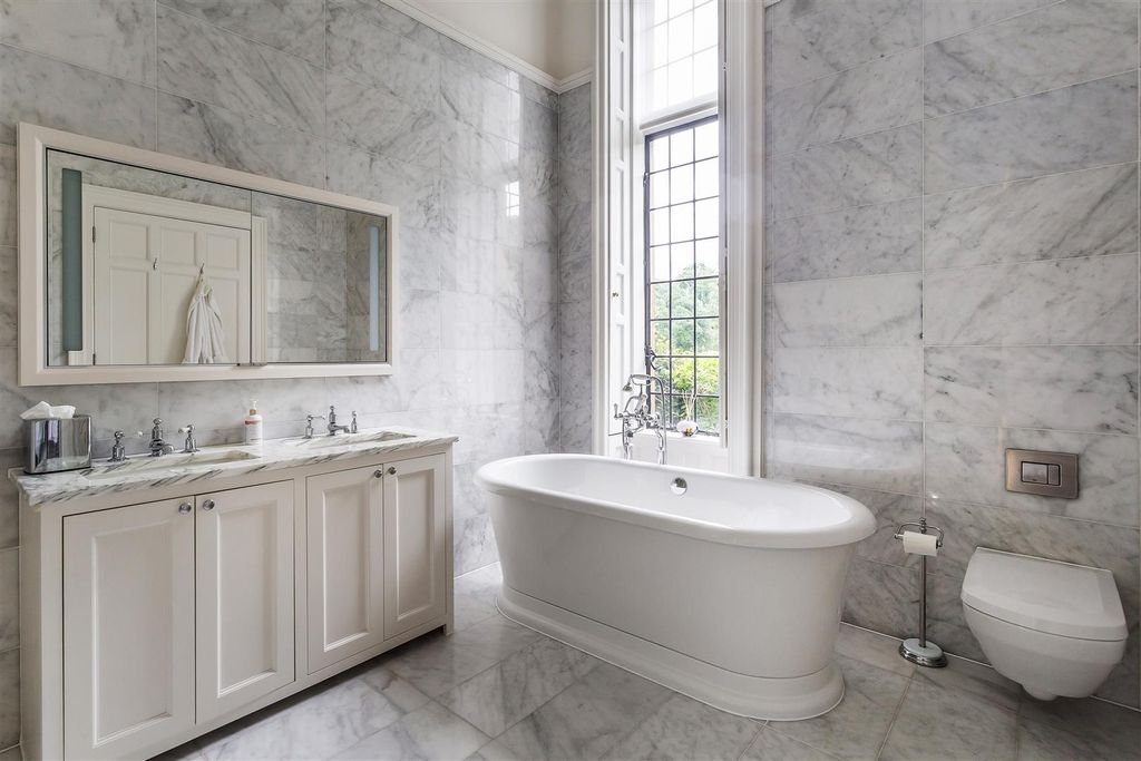 Additional image 10 of 4 bed flat for saleAlbury Park Mansion, Albury, Guildford, Surrey GU5