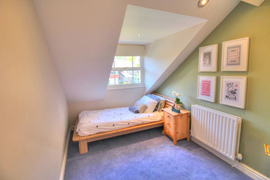 Additional image 12 of 5 bed detached house for saleTylston Meadow, Liphook GU30