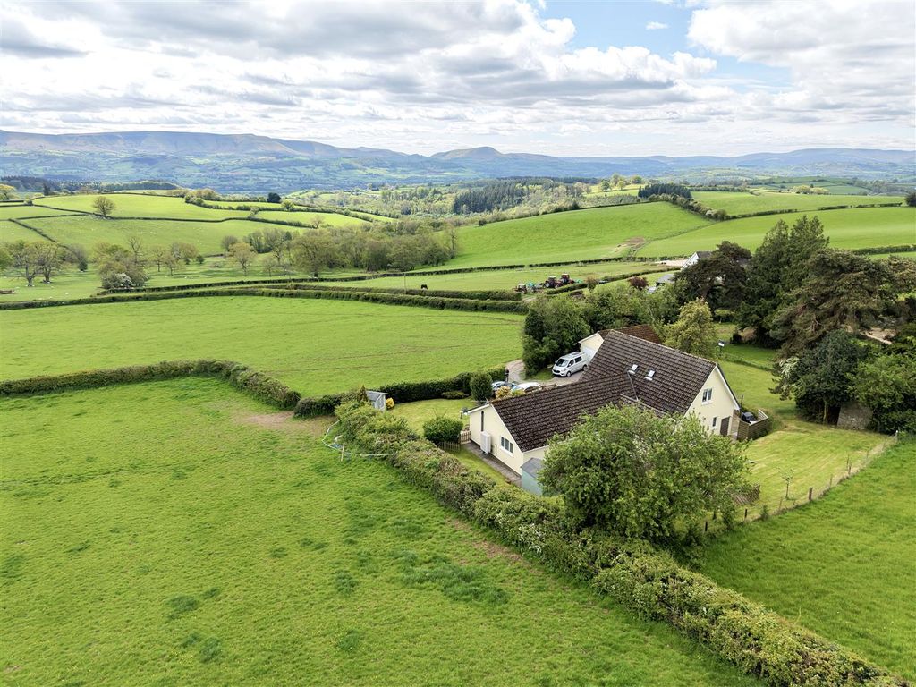 Property photo 2 of 22 Dji_Fly_20260505_112358_0662_1778093928744_Photo.J